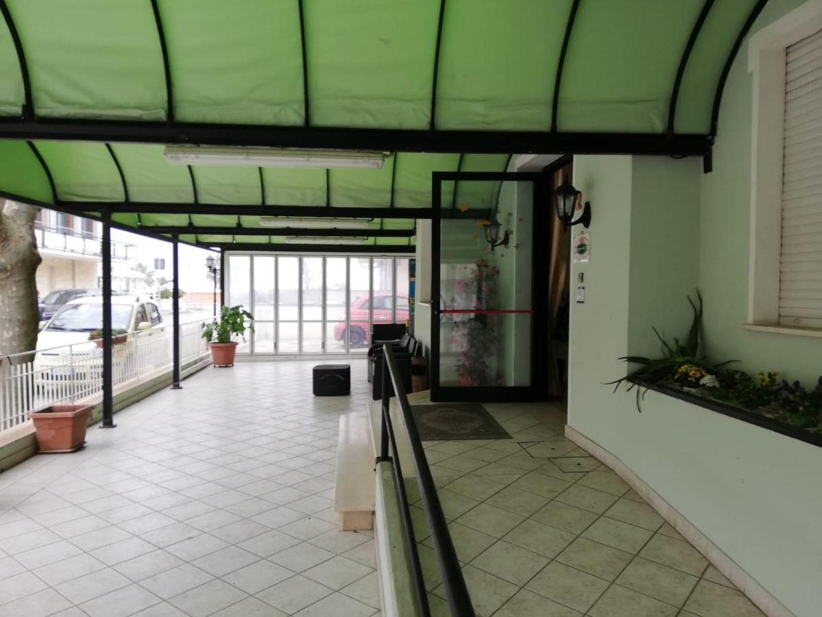 Hotel Fatima Rimini Bagian luar foto